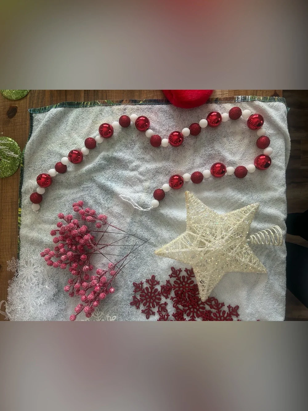 Christmas Decor Lot (read description)